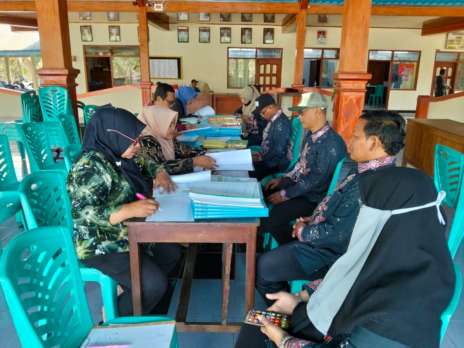 MONITORING EVALUASI